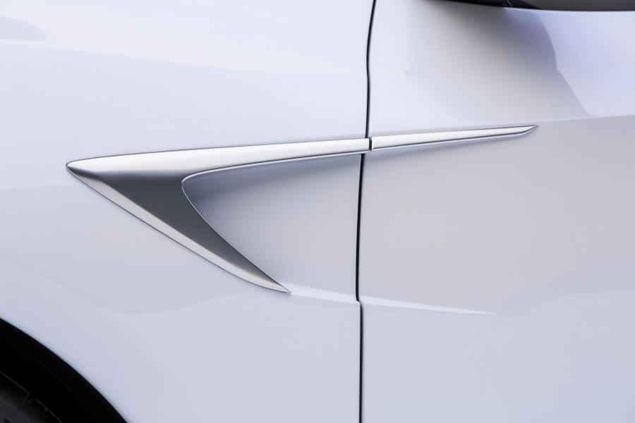  Honda FCV Concept 2014 года  (фото 18 из 38)